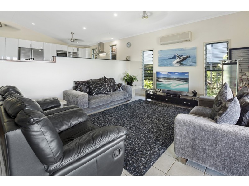 14 Nara Avenue, Airlie Beach QLD 4802