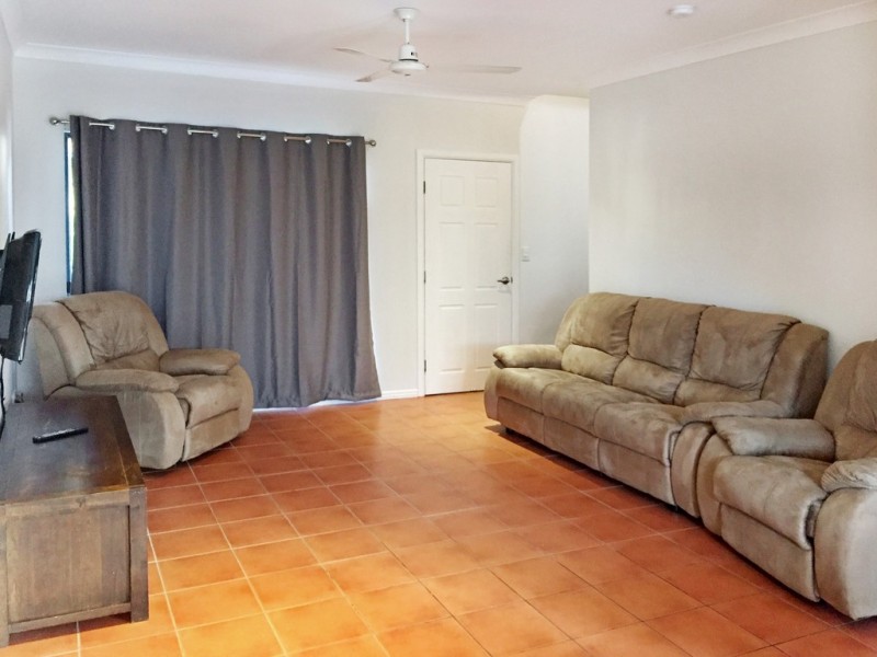 4/12 Erromango Drive, Jubilee Pocket QLD 4802