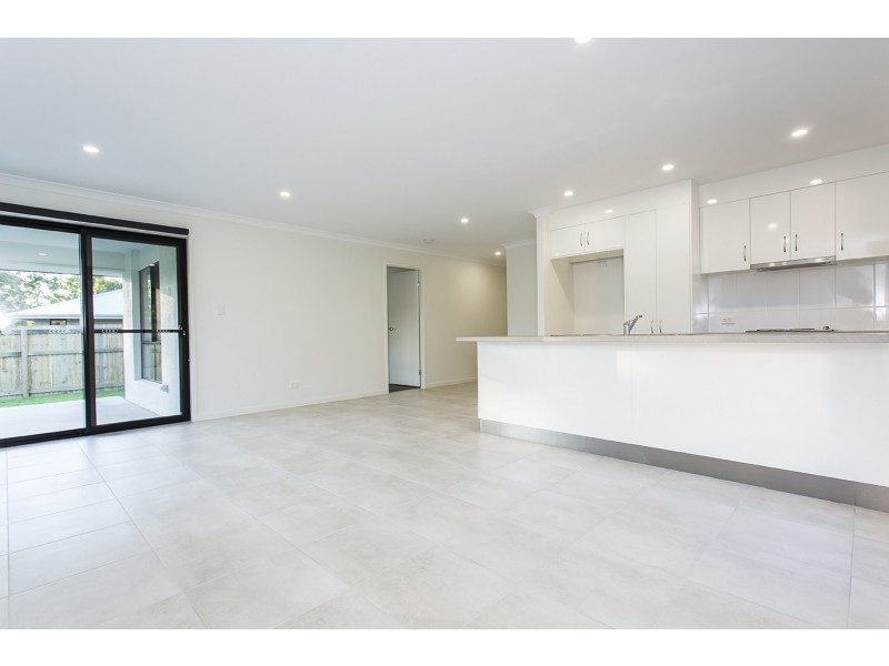 44 Trader Crescent, Cannonvale QLD 4802