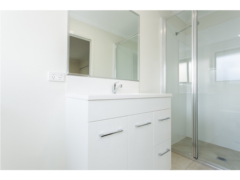 44 Trader Crescent, Cannonvale QLD 4802