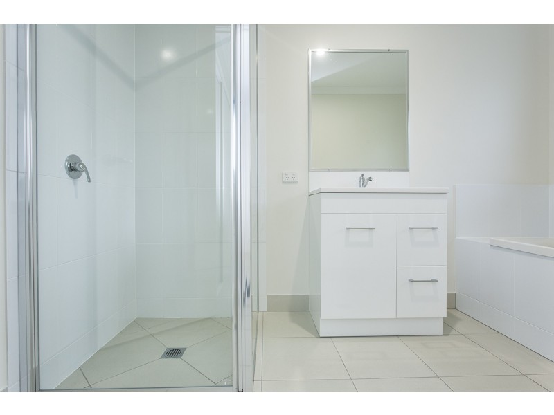 51 macarthur Drive, Cannonvale QLD 4802