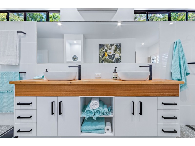 14 Stonehaven Court, Airlie Beach QLD 4802