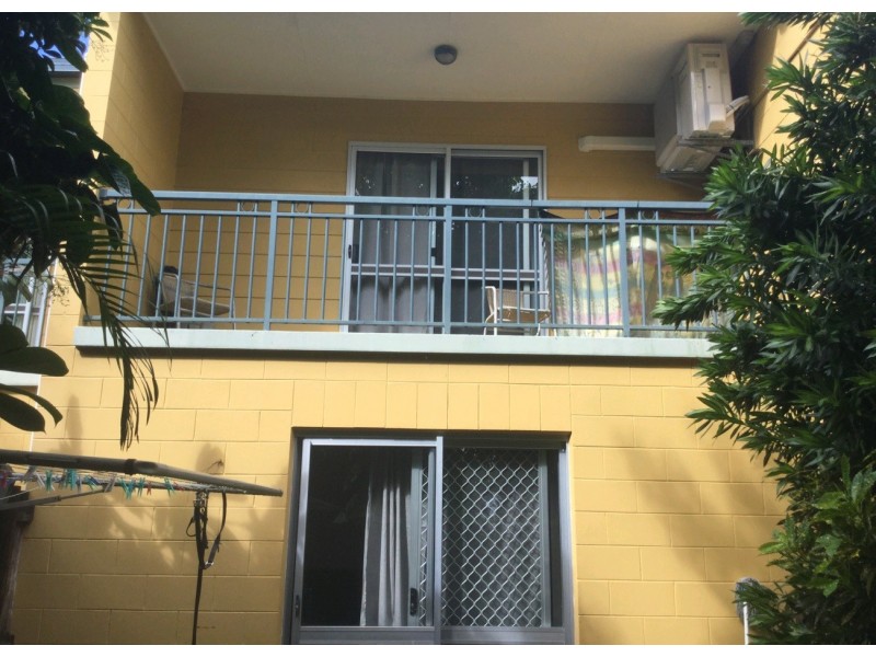 3/1 Pleasant Drive, Cannonvale QLD 4802