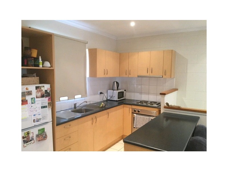 3/1 Pleasant Drive, Cannonvale QLD 4802