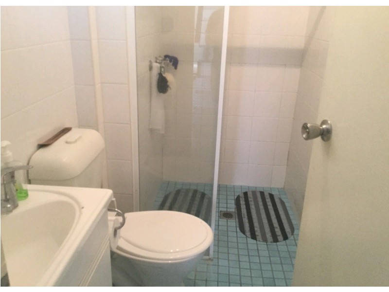 3/1 Pleasant Drive, Cannonvale QLD 4802