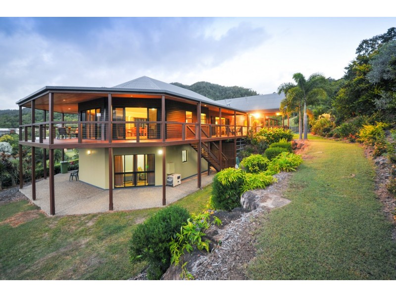 9 Pepperberry Lane, Cannon Valley QLD 4800