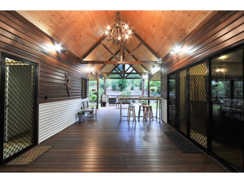 9 Pepperberry Lane, Cannon Valley QLD 4800