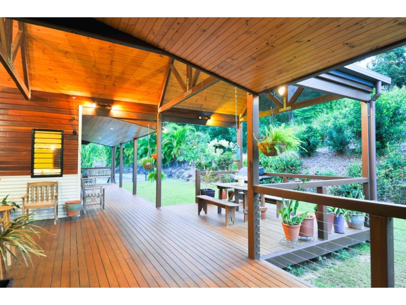 9 Pepperberry Lane, Cannon Valley QLD 4800