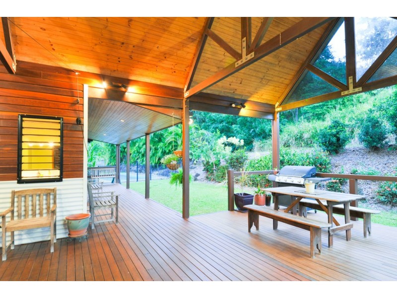 9 Pepperberry Lane, Cannon Valley QLD 4800