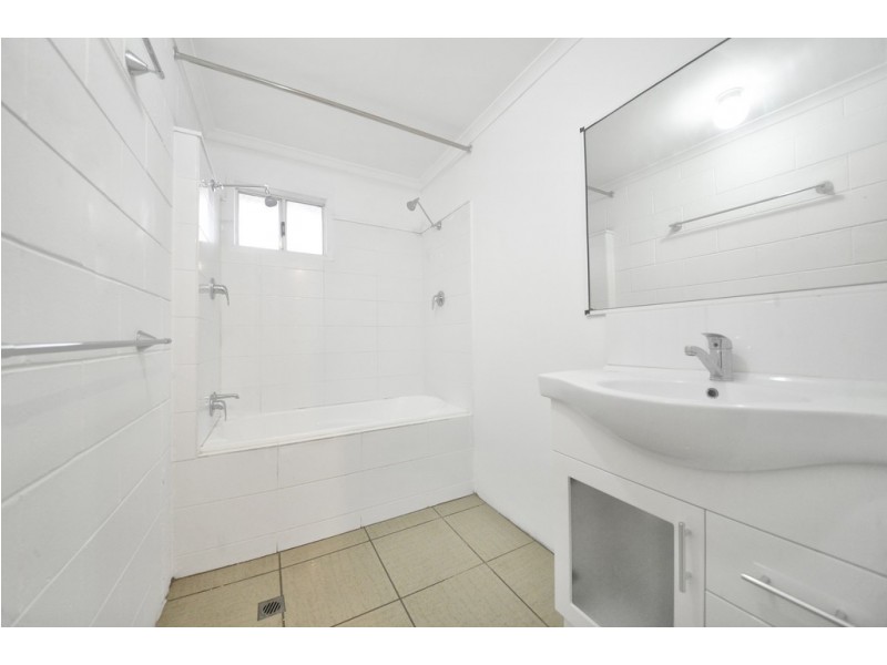 83/3 Eshelby Drive, Cannonvale QLD 4802