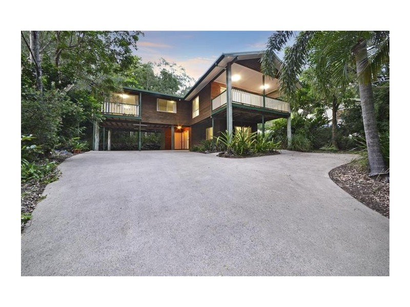 32 Grace Avenue, Cannonvale QLD 4802