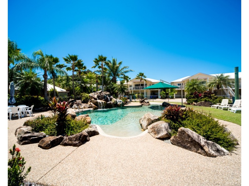 30/24 Pandanus Drive, Cannonvale QLD 4802