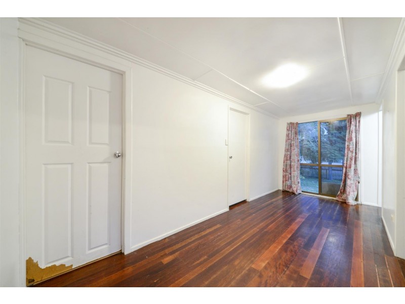 136 Shute Harbour Road, Cannonvale QLD 4802