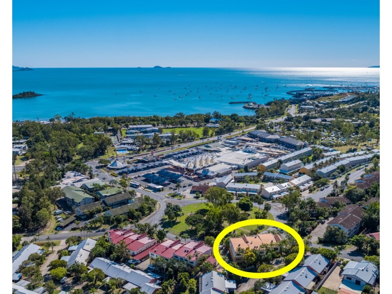 5/24 Island Drive, Cannonvale QLD 4802