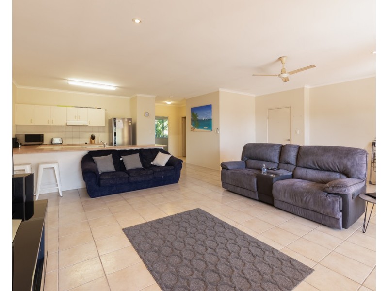 5/24 Island Drive, Cannonvale QLD 4802