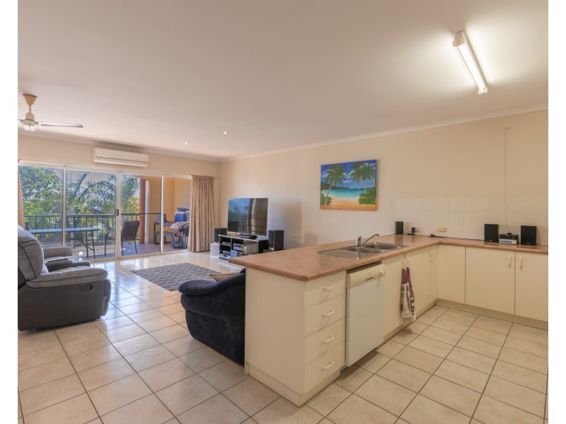 5/24 Island Drive, Cannonvale QLD 4802