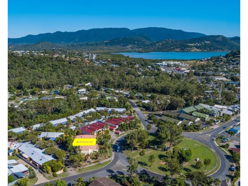 5/24 Island Drive, Cannonvale QLD 4802