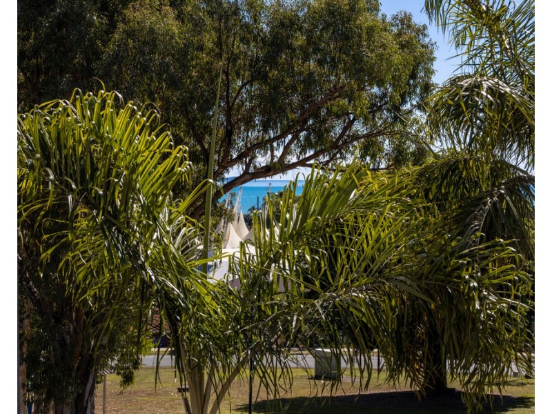 5/24 Island Drive, Cannonvale QLD 4802