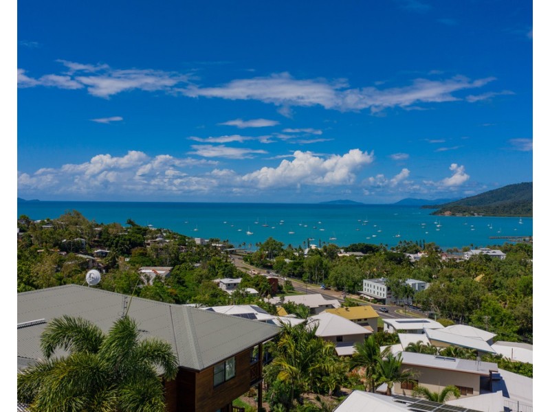 12 Nara Avenue, Airlie Beach QLD 4802