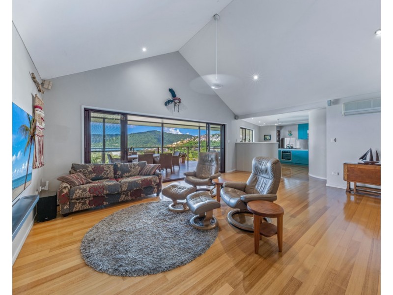 12 Nara Avenue, Airlie Beach QLD 4802