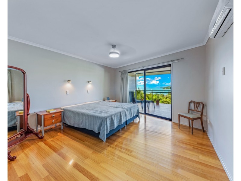 12 Nara Avenue, Airlie Beach QLD 4802