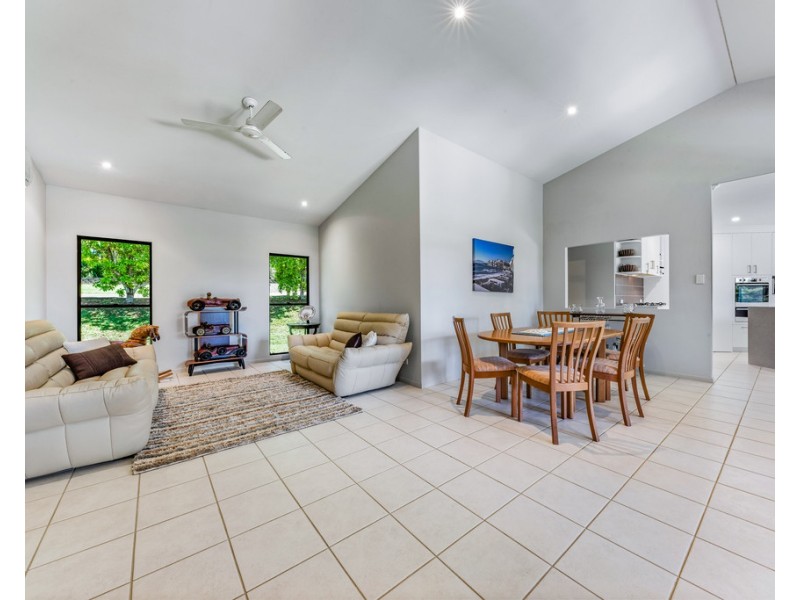 64 Pepperberry Lane, Cannon Valley QLD 4800