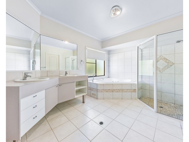 64 Pepperberry Lane, Cannon Valley QLD 4800