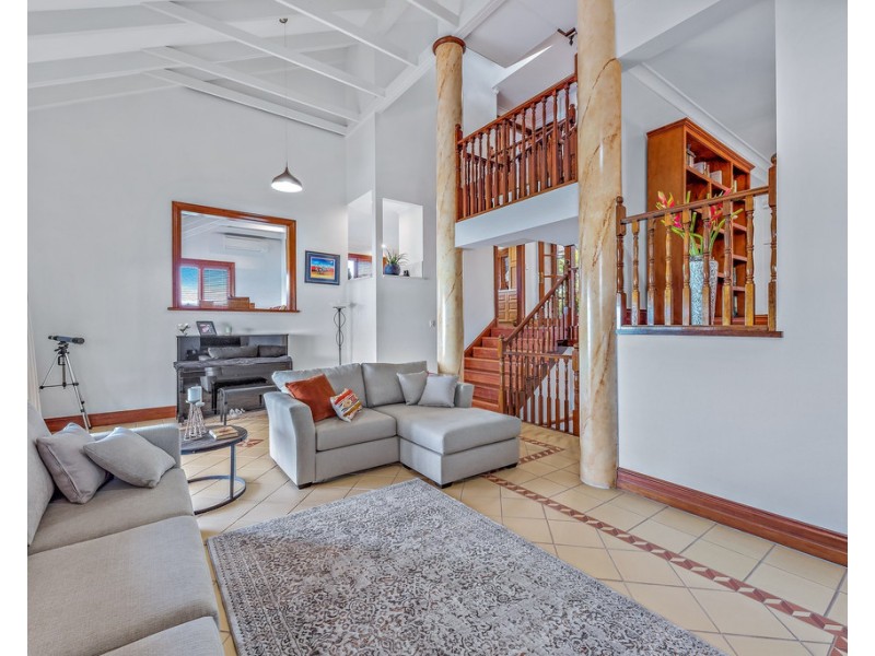 16 Kara Crescent, Airlie Beach QLD 4802