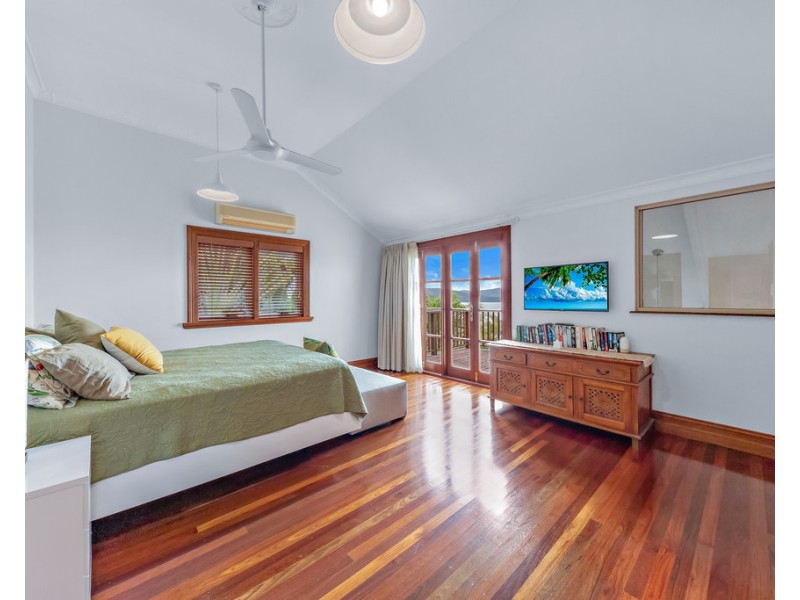 16 Kara Crescent, Airlie Beach QLD 4802