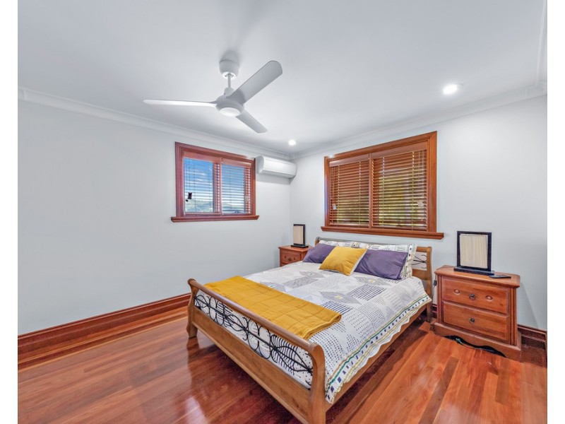 16 Kara Crescent, Airlie Beach QLD 4802