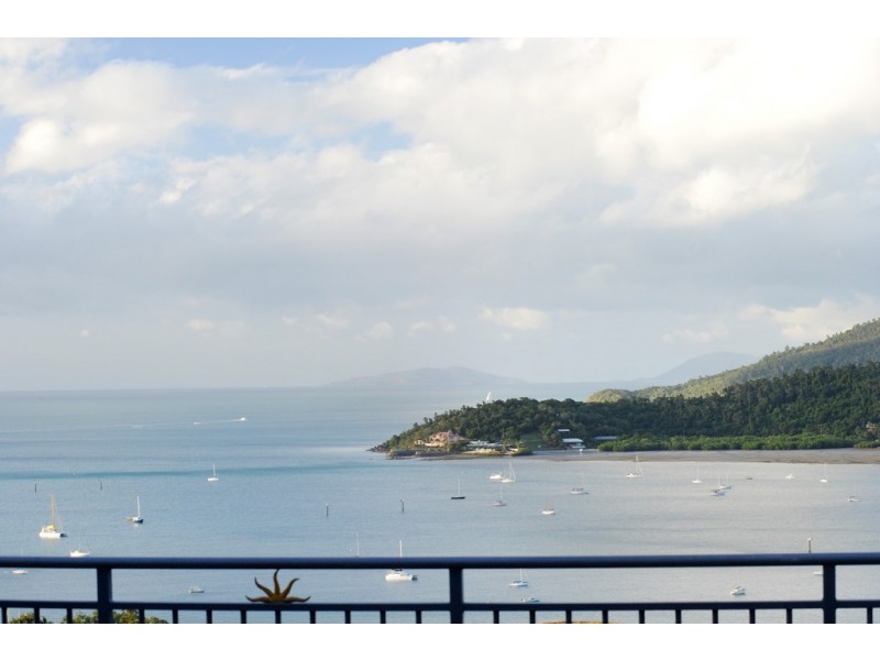 25/16 Golden Orchid Drive, Airlie Beach QLD 4802