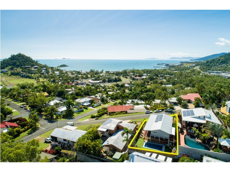 6 Illawong Street, Cannonvale QLD 4802