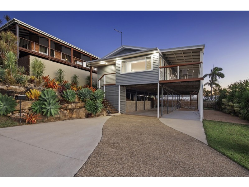 6 Illawong Street, Cannonvale QLD 4802