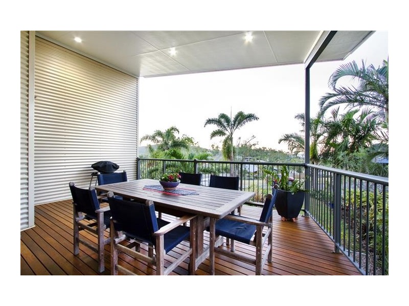 16 Wills Court, Cannonvale QLD 4802