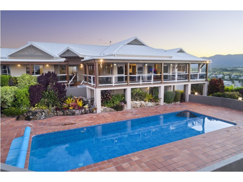 1/14 Hamilton Avenue, Cannonvale QLD 4802