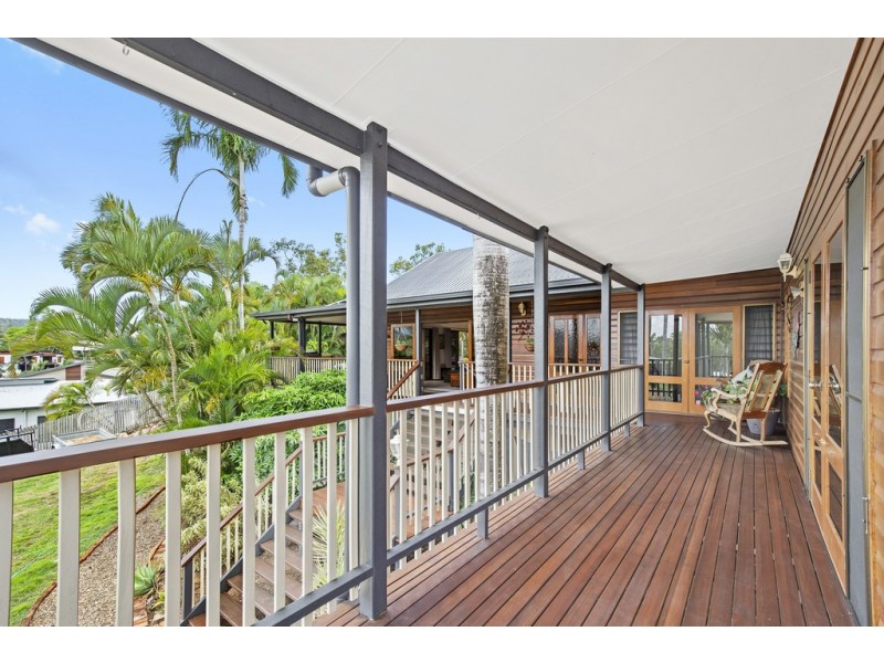 5 Linscot Close, Cannonvale QLD 4802