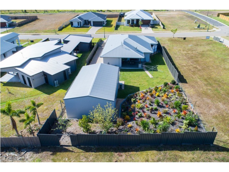 36 Stanley Drive, Cannonvale QLD 4802