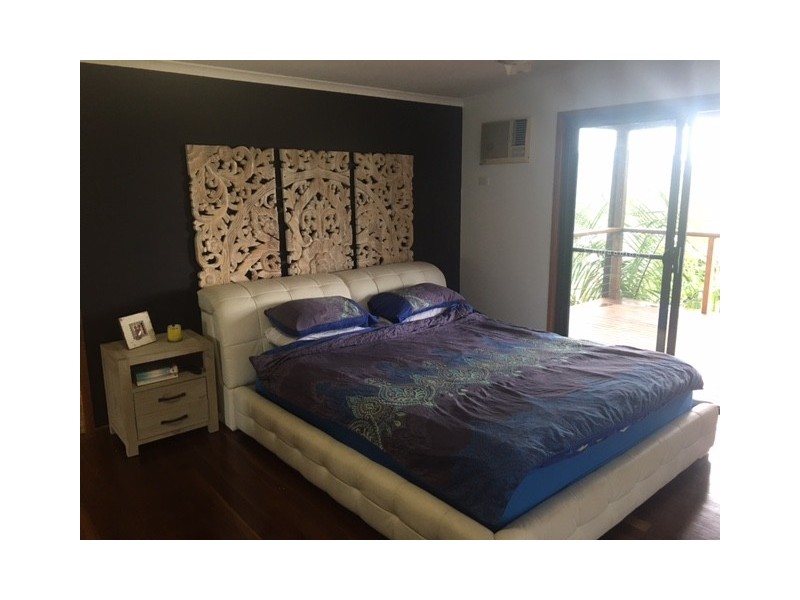 7 Daydream Court, Cannonvale QLD 4802