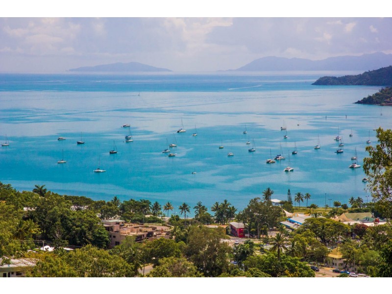 72 Marina View Court, Airlie Beach QLD 4802