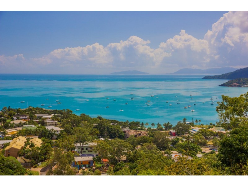 72 Marina View Court, Airlie Beach QLD 4802