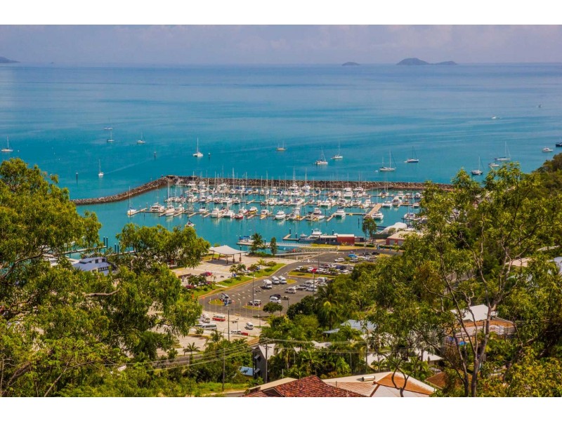 72 Marina View Court, Airlie Beach QLD 4802