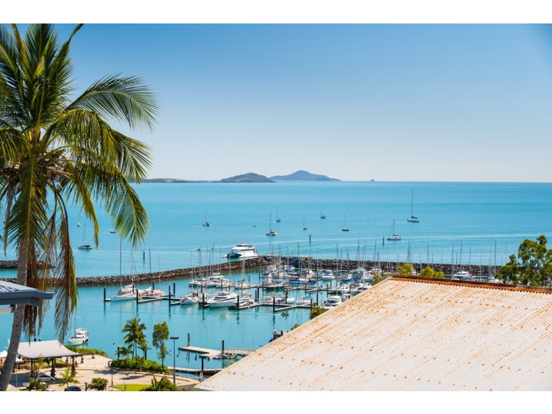 17/2 Lewis Street, Airlie Beach QLD 4802