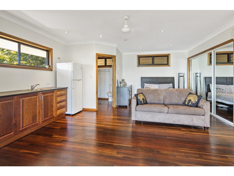 305 Mandalay Road, Mandalay QLD 4802