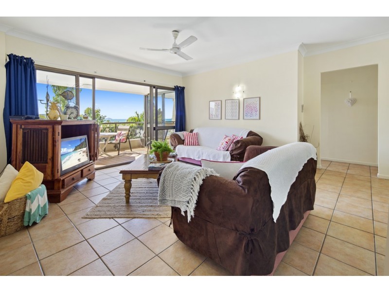 106/2 Eshelby Drive, Cannonvale QLD 4802