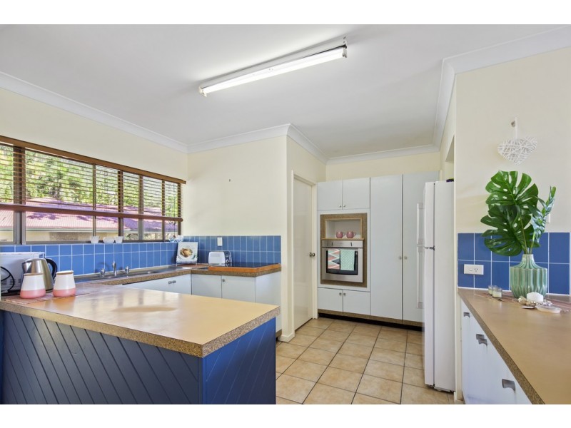 106/2 Eshelby Drive, Cannonvale QLD 4802