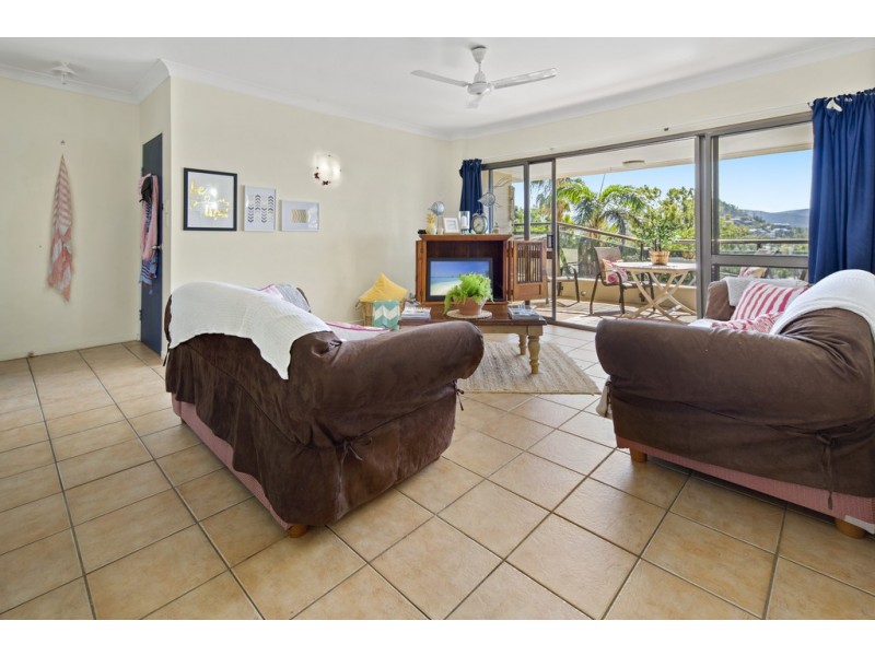 106/2 Eshelby Drive, Cannonvale QLD 4802
