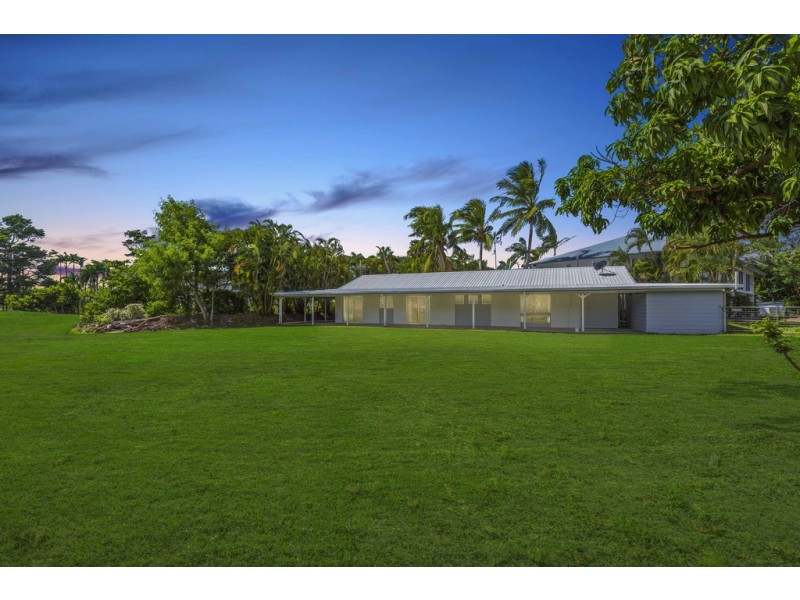 2 Erromango Drive, Jubilee Pocket QLD 4802