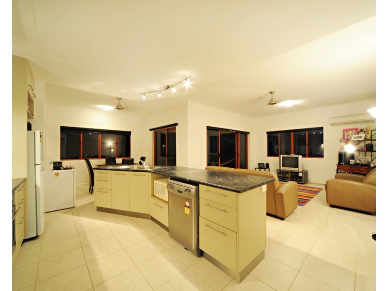 1/11 Maeva Street, Jubilee Pocket QLD 4802