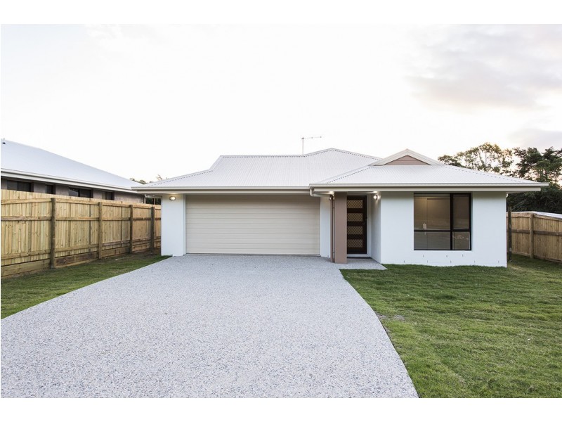 18 Trader Crescent, Cannonvale QLD 4802