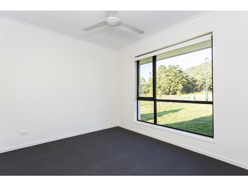 18 Trader Crescent, Cannonvale QLD 4802